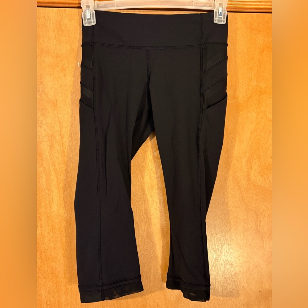 Black LuluLemon Athletic Capri Leggings